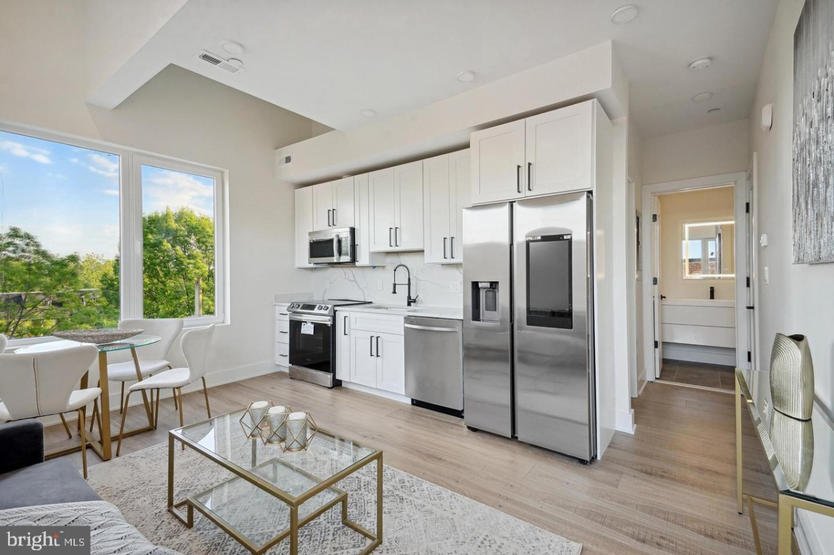New 2BR/2BA - 16th St Heights -10min MedStar & Howard - Photo 2