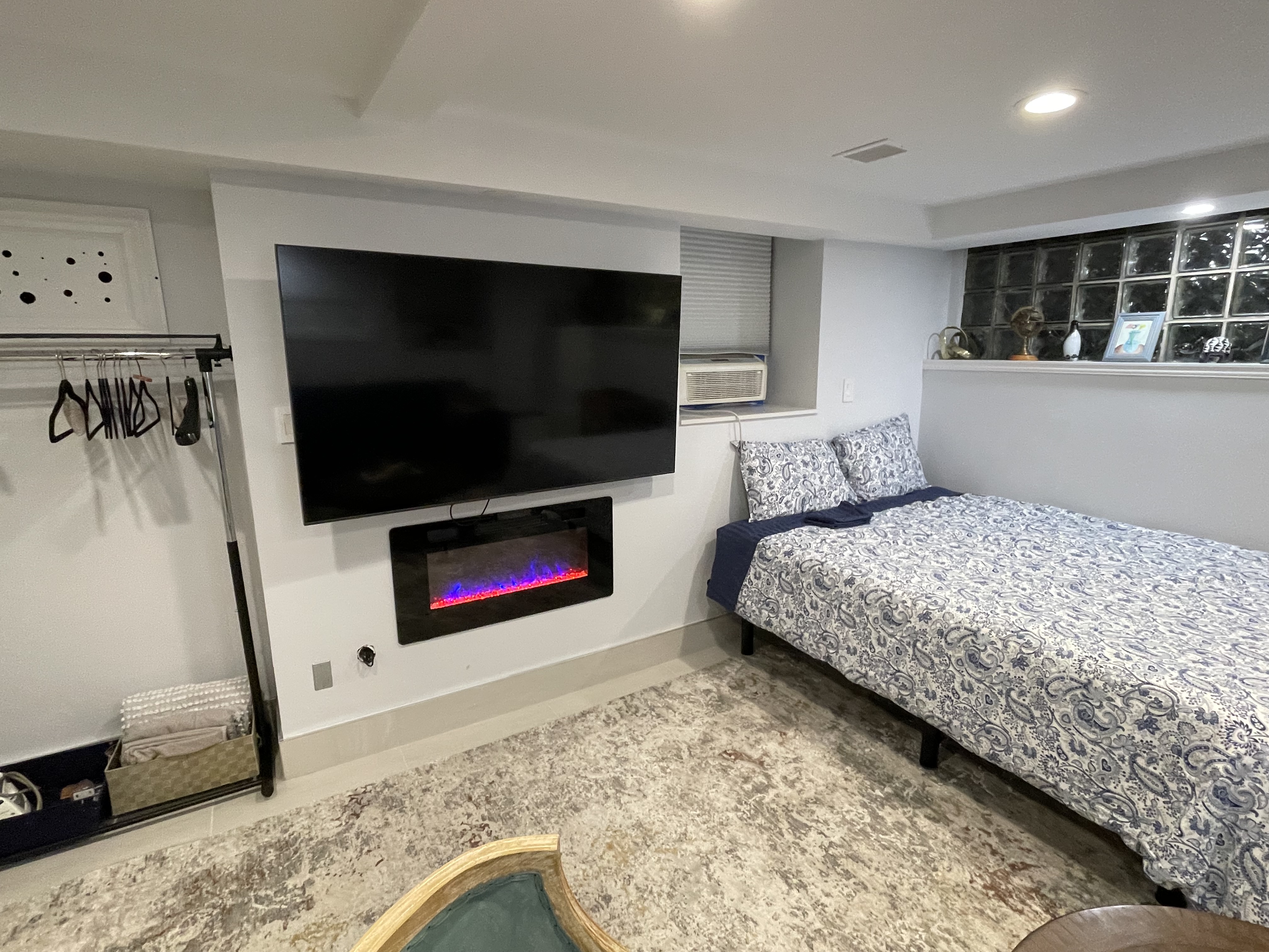 Cozy Studio Apartment/ Basement - Photo 6
