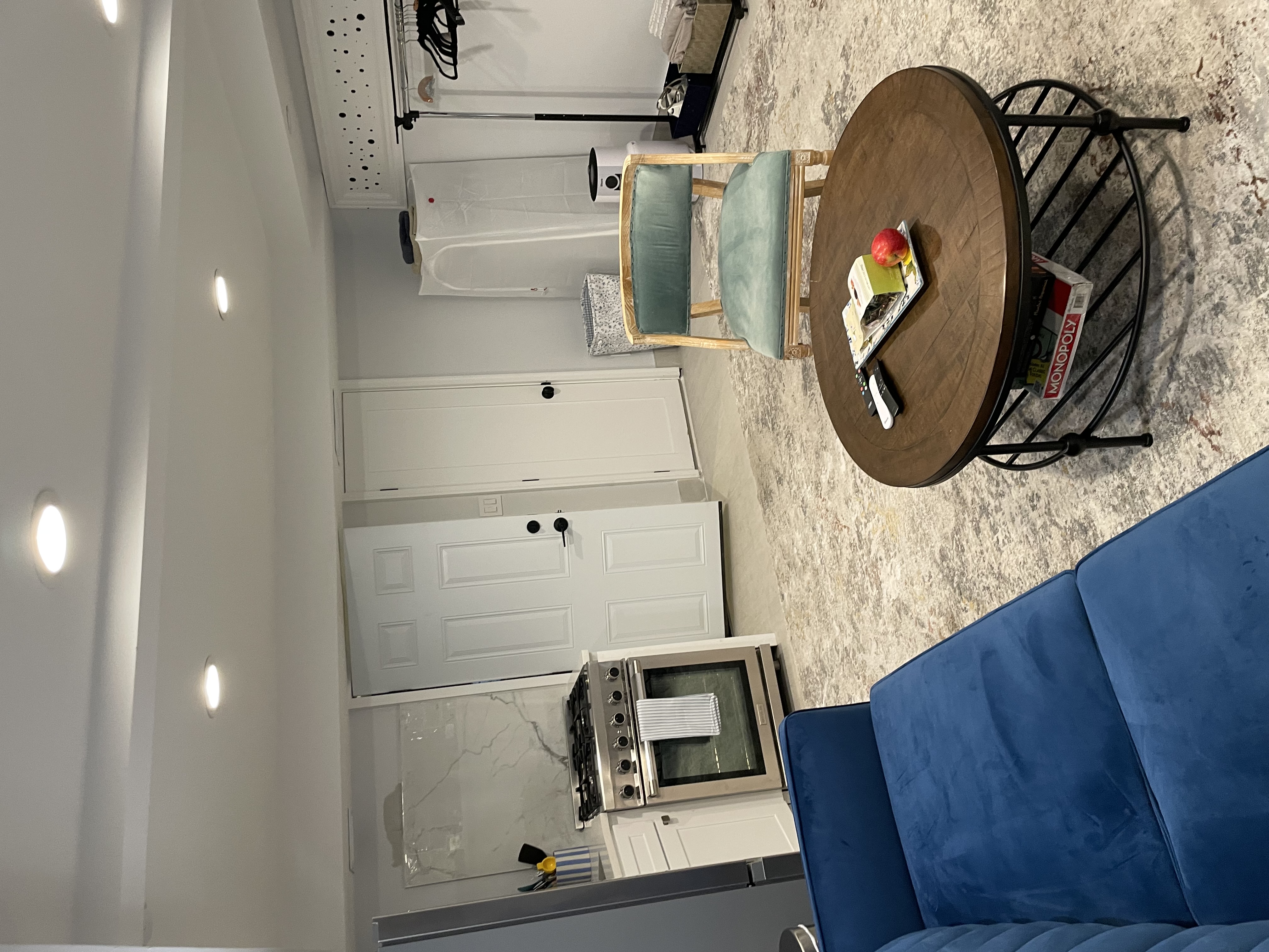 Cozy Studio Apartment/ Basement - Photo 9
