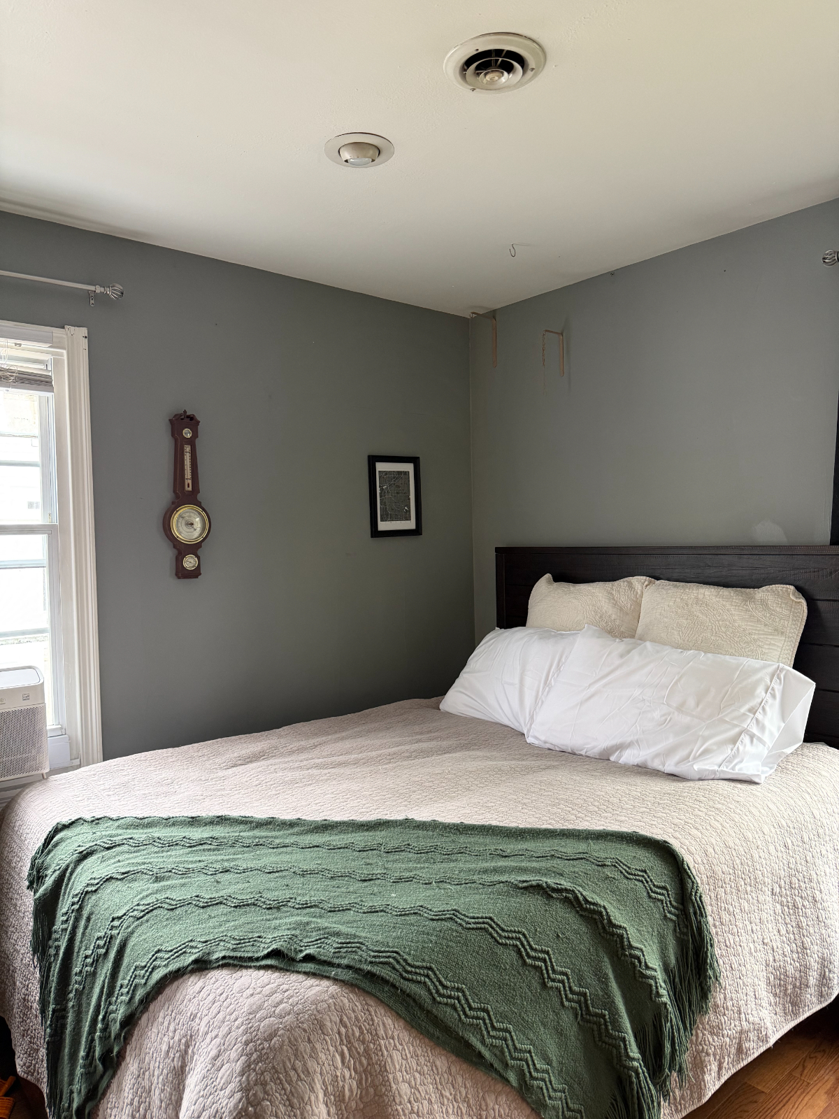 Newly updated 2bd home located in quiet neighborhood - Photo 4
