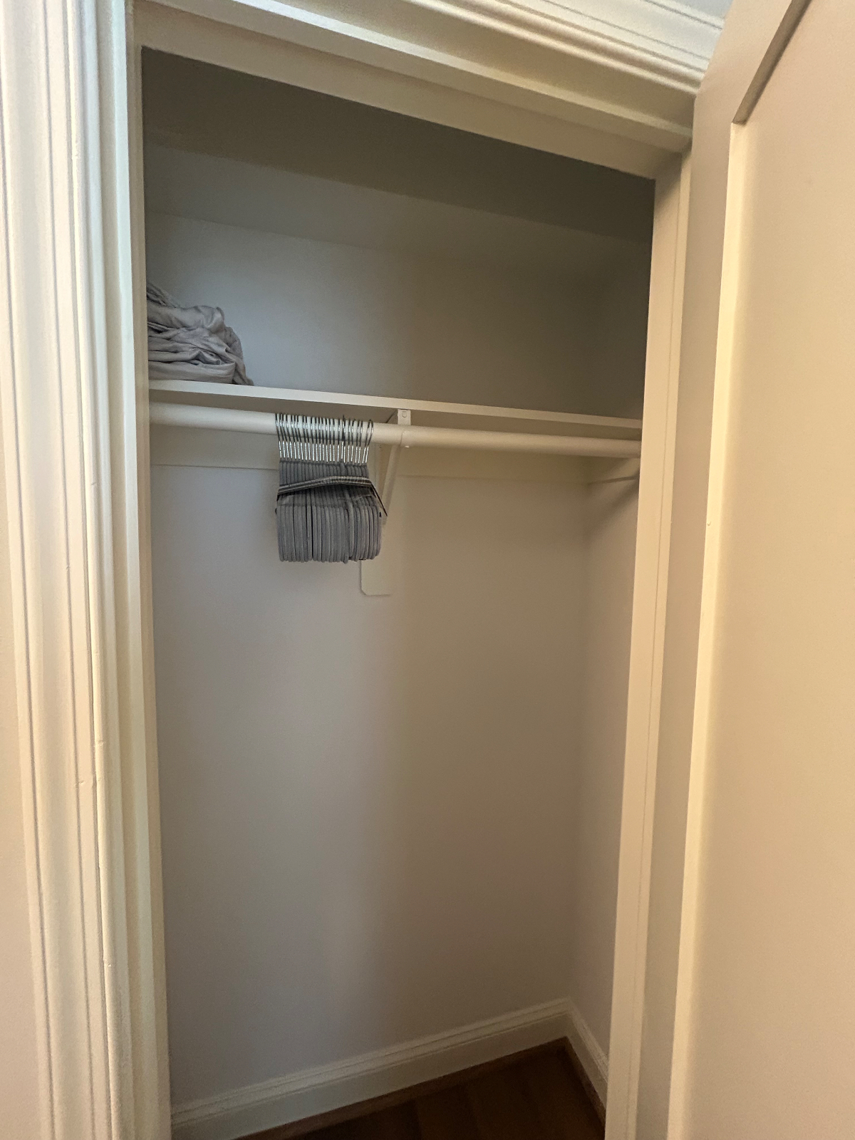 Comfortable, Furnished 2BR with Workspace and Outdoor Space - Photo 9