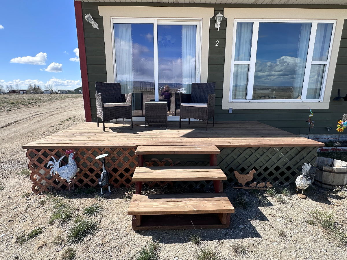 beautiful home with attatched garage in country setting with wildlife views, Wind River views and ne - Photo 2