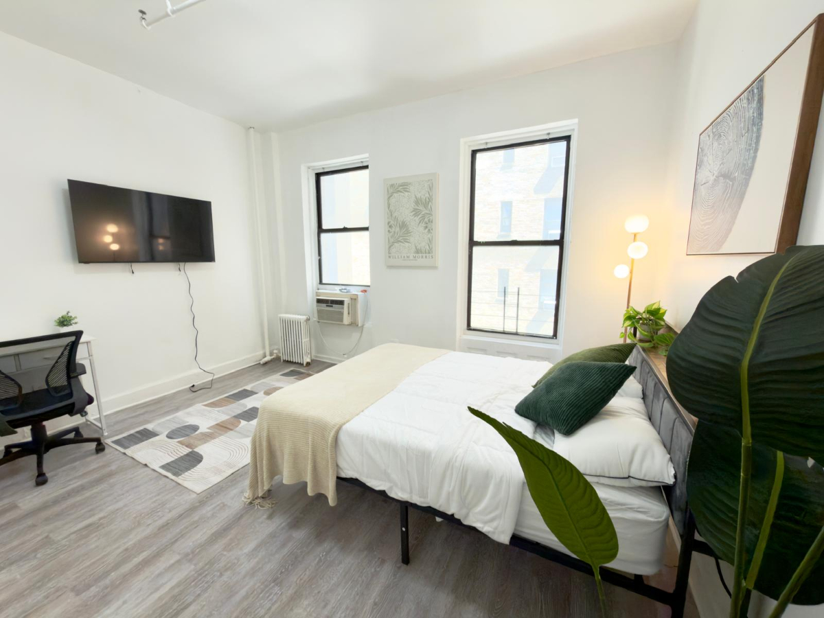 Cozy Studio Room in Upper West Side - Photo 5