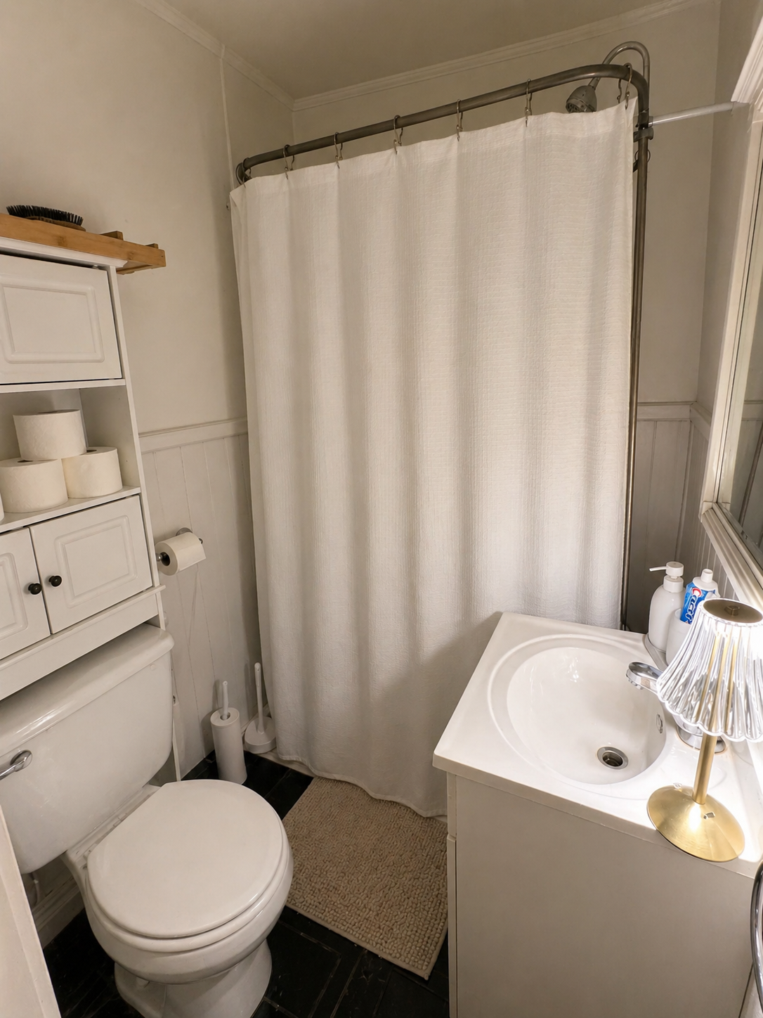 Private Room in NOTA Walkable Close to Hospitals Queen Bed - Photo 7