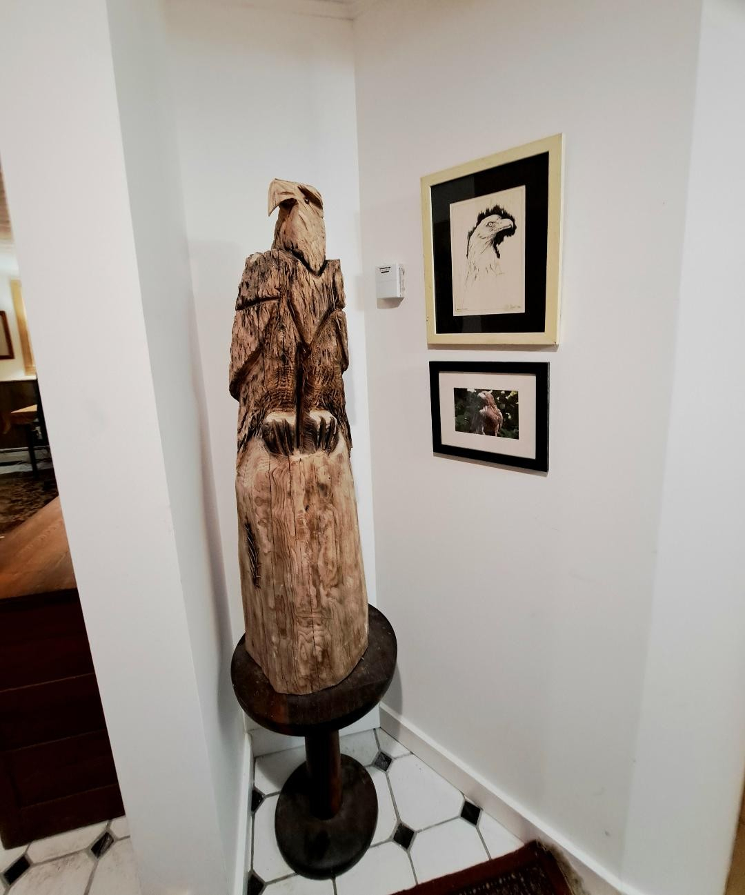 Lower Level apartment w private entry - Photo 11