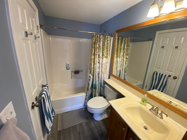 2 Bedroom Condo at Pico Village - Photo 7