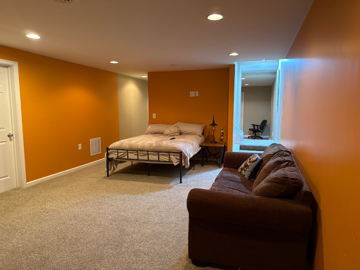 1 BR fully furnished - Photo 3