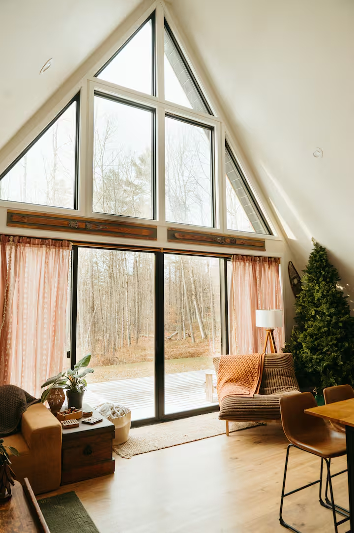 The Hideaway Cabin - Stylish 2BR Retreat Near Okemo Mountain - Photo 11