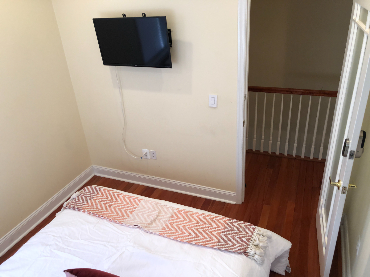 Guest Bedroom Suite 2 / Medical District / MedStar / Children's / Howard Hospitals - Photo 5