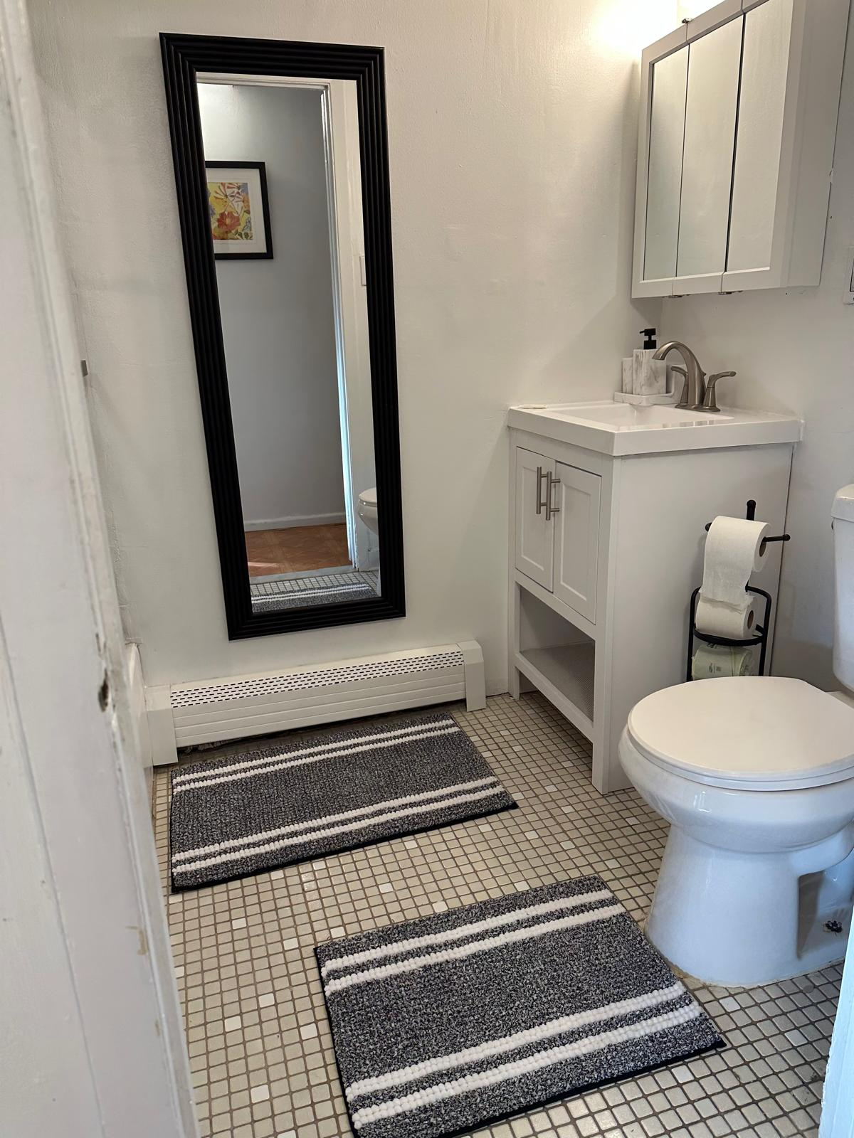 Cozy full first floor house - Photo 8