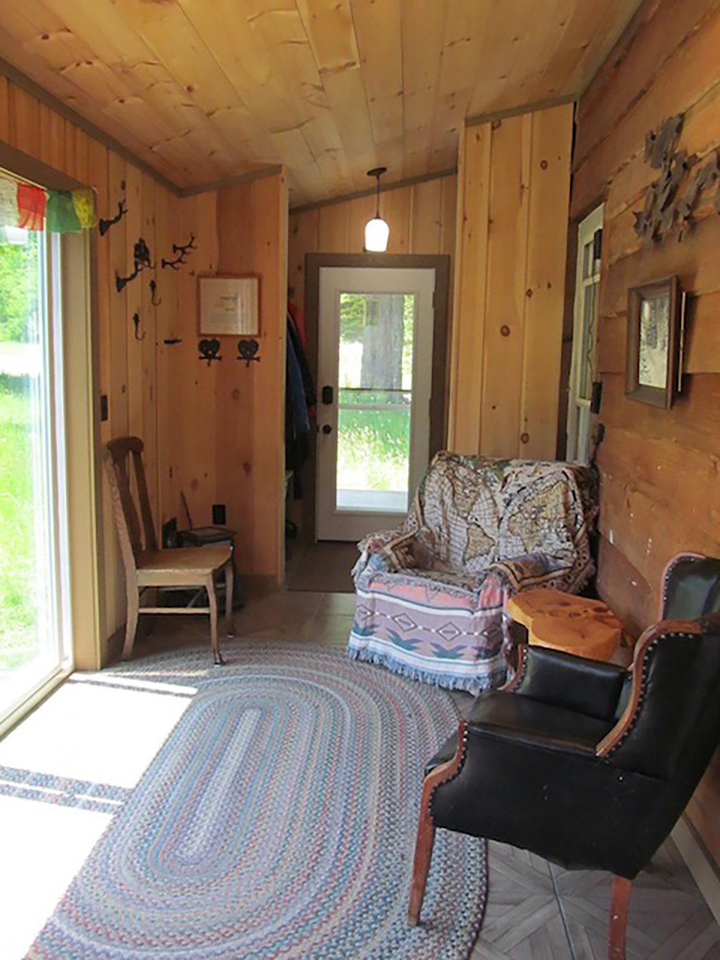Adirondack Cottage - Photo 3