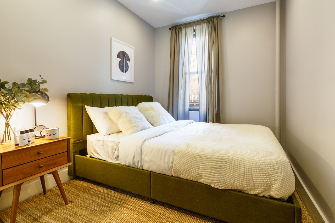 Private Bedroom in Morningside Heights 324 B - Photo 1