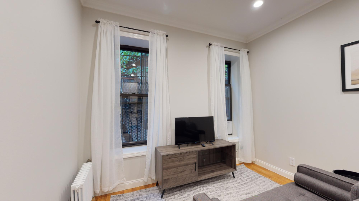 Private Bedroom in Hamilton Heights 779 B - Photo 4