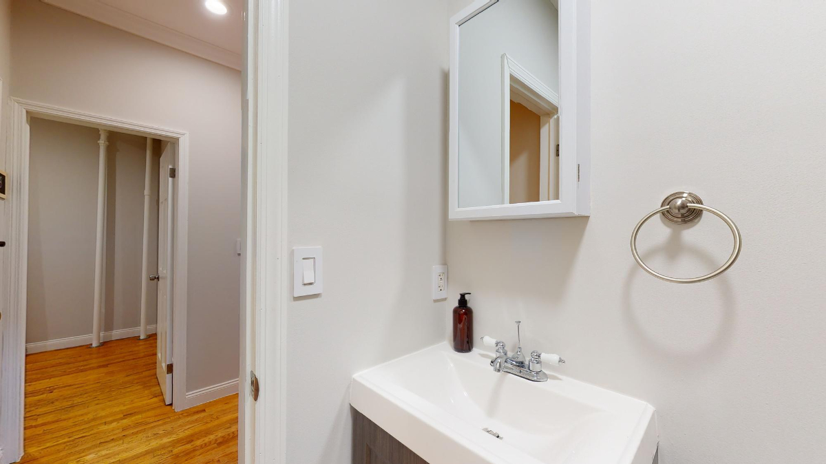 Private Bedroom in Hamilton Heights 779 B - Photo 7