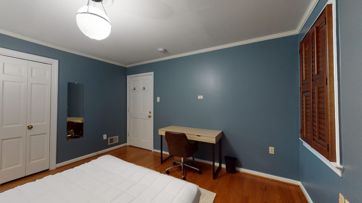 Private Bedroom in Southwest Waterfront 526 A - Photo 2