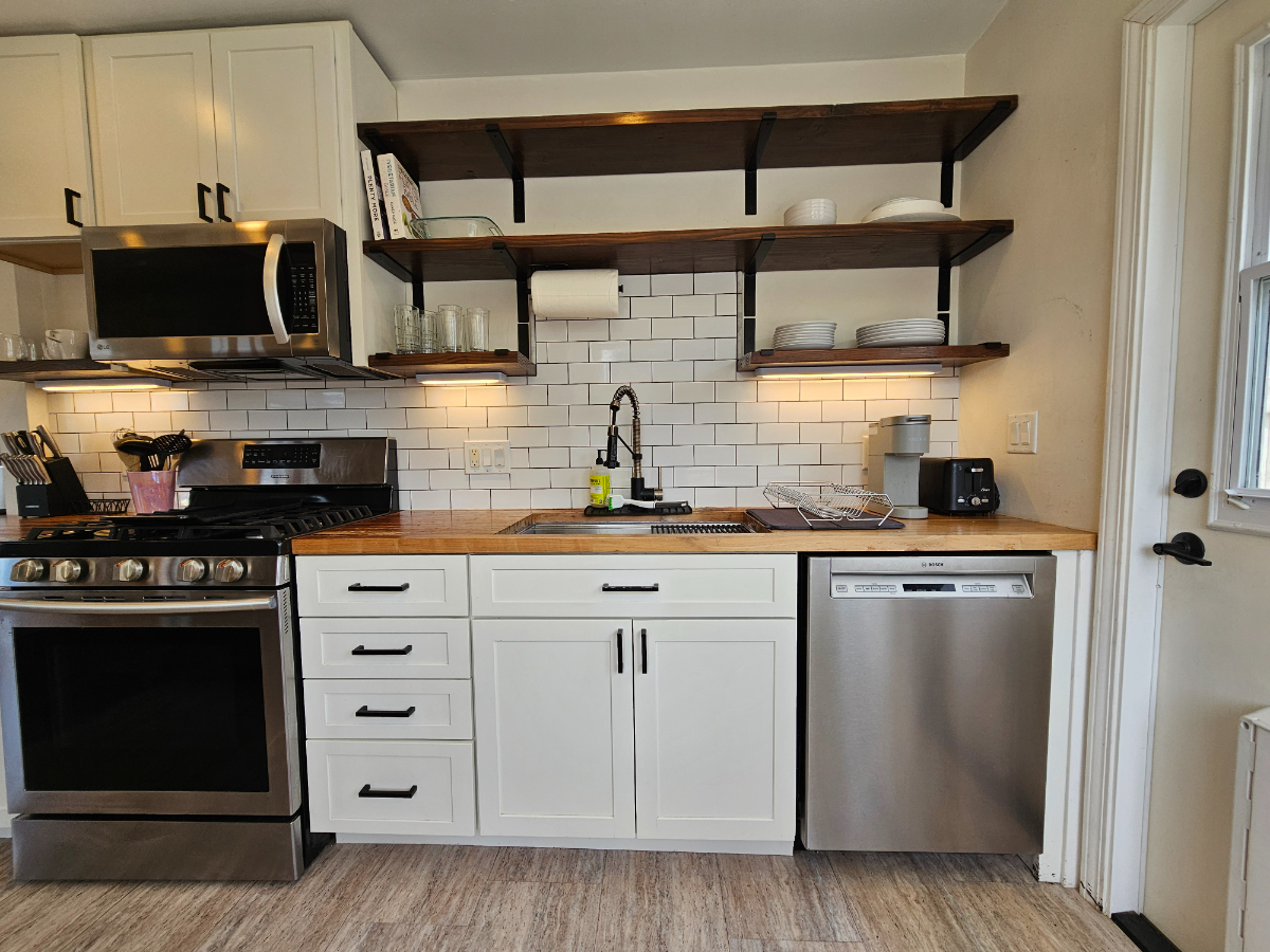 Sunny Coastal Charm in Ocean Beach 2BR/1BA Mid-Century Gem - Photo 4