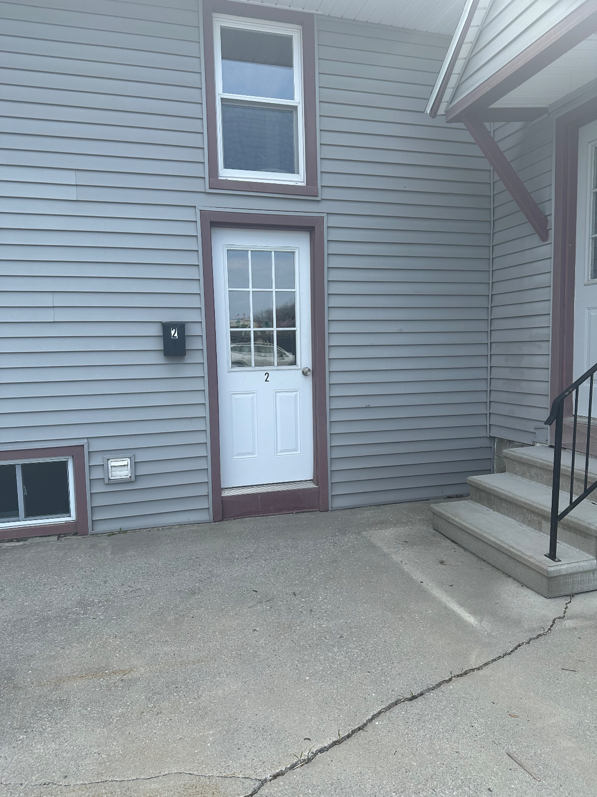 Entire Upper Apartment Watertown Ny 13601 Centrally located to everything in our small town. - Photo 1
