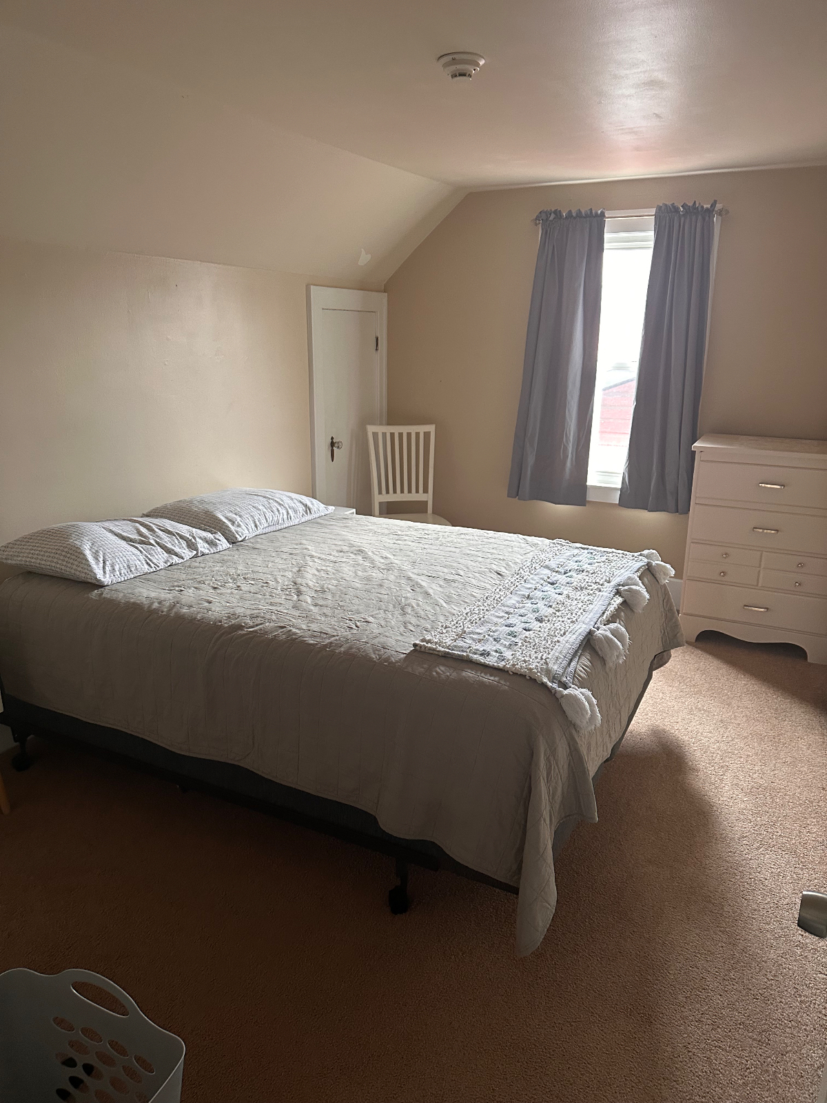 Entire Upper Apartment Watertown Ny 13601 Centrally located to everything in our small town. - Photo 4