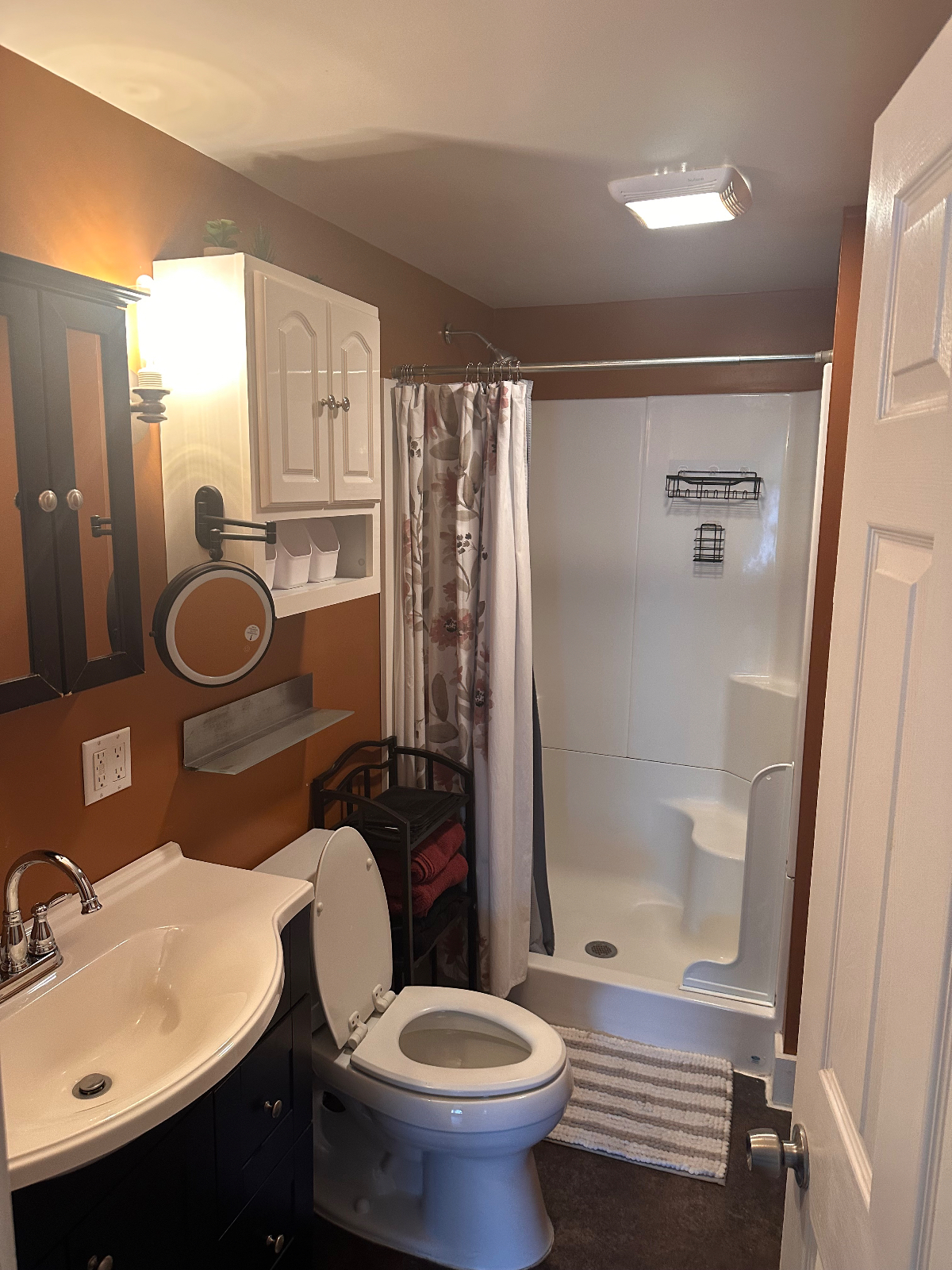 Entire Upper Apartment Watertown Ny 13601 Centrally located to everything in our small town. - Photo 6