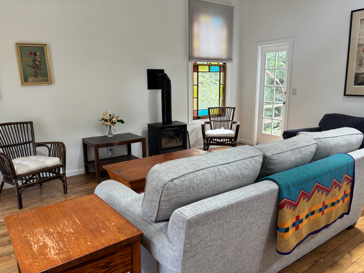 Woodside Studio Cottage - Photo 3