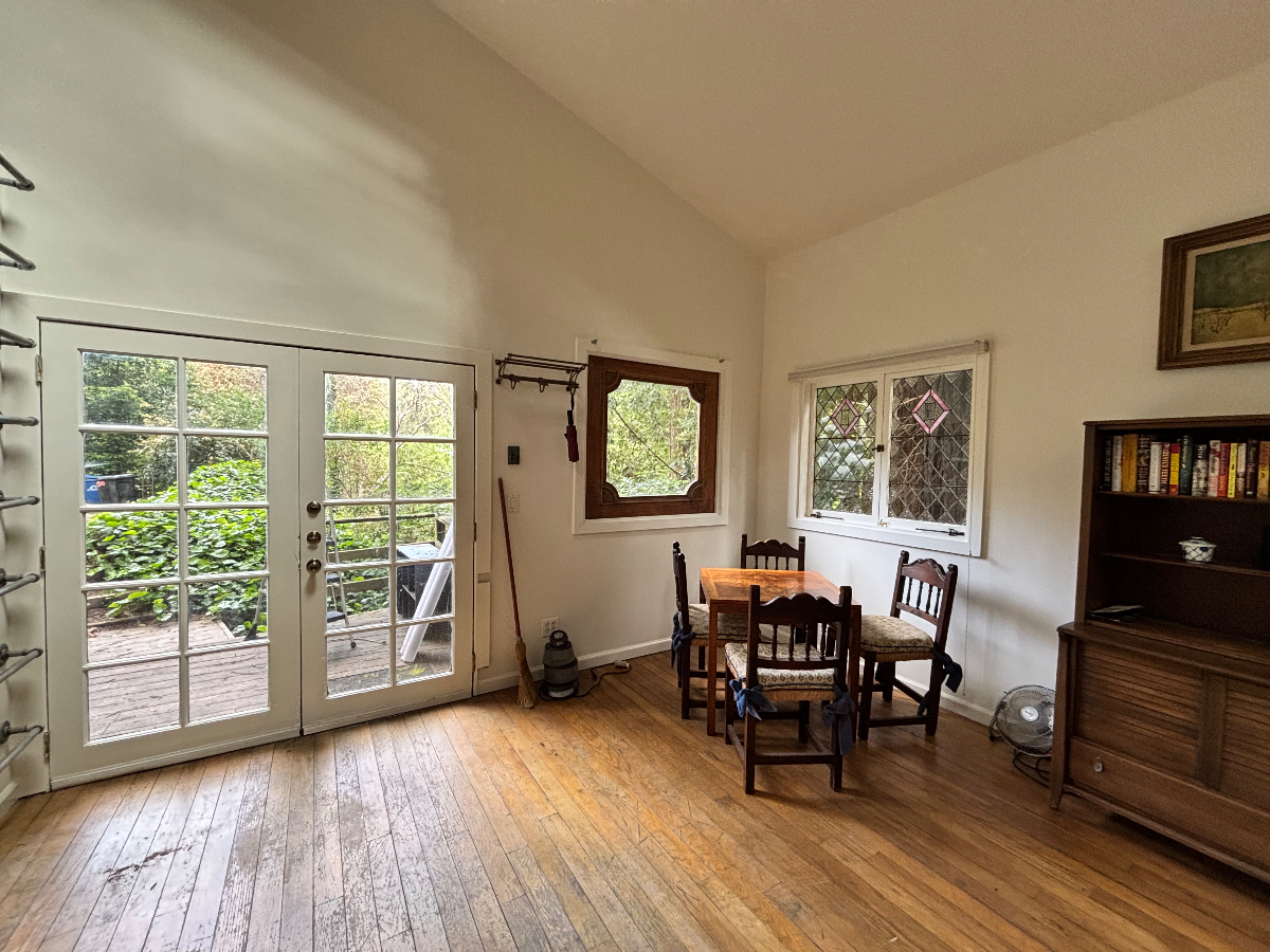 Woodside Studio Cottage - Photo 5