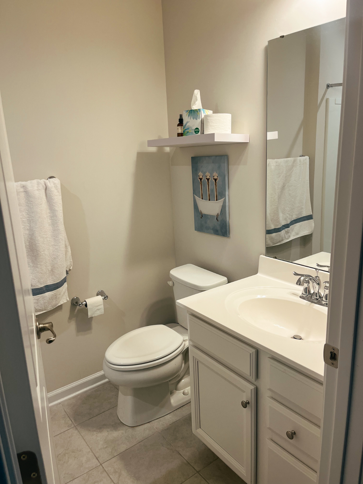 Private Lower-Level Suite - Furnished - Photo 4