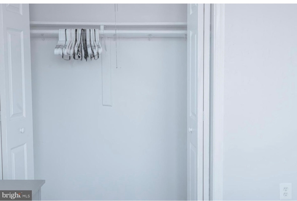 Recently renovated & quiet in northeast DC - Photo 2