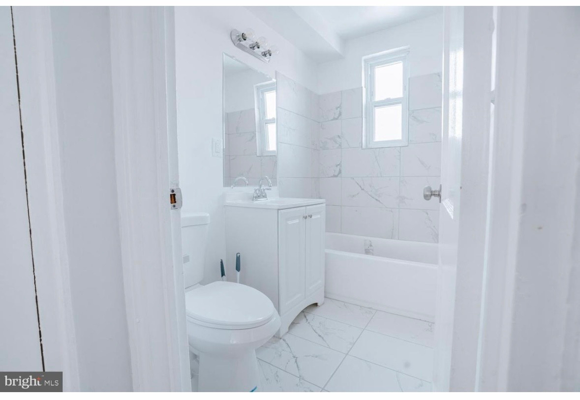 Recently renovated & quiet in northeast DC - Photo 1