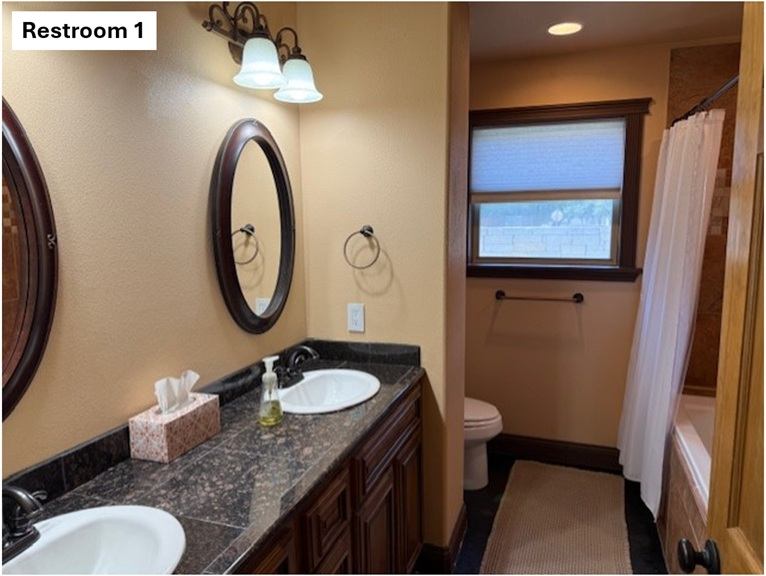King Suite with Shared Bath - Photo 4