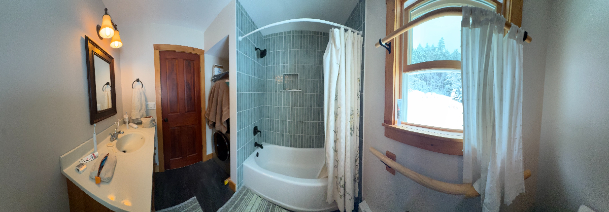 (3B1B & L2 EV Charger, Solar) Secluded furnished homestead (w/ fast reliable internet and powerwall) - Photo 11