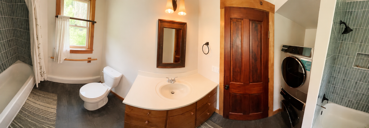 (3B1B & L2 EV Charger, Solar) Secluded furnished homestead (w/ fast reliable internet and powerwall) - Photo 10