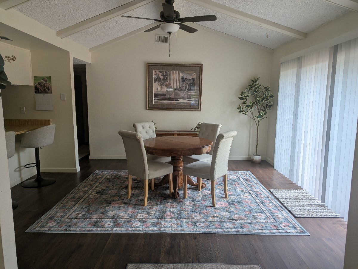 2BD/ 2BA Home Next to Beautiful Family Park - Photo 3
