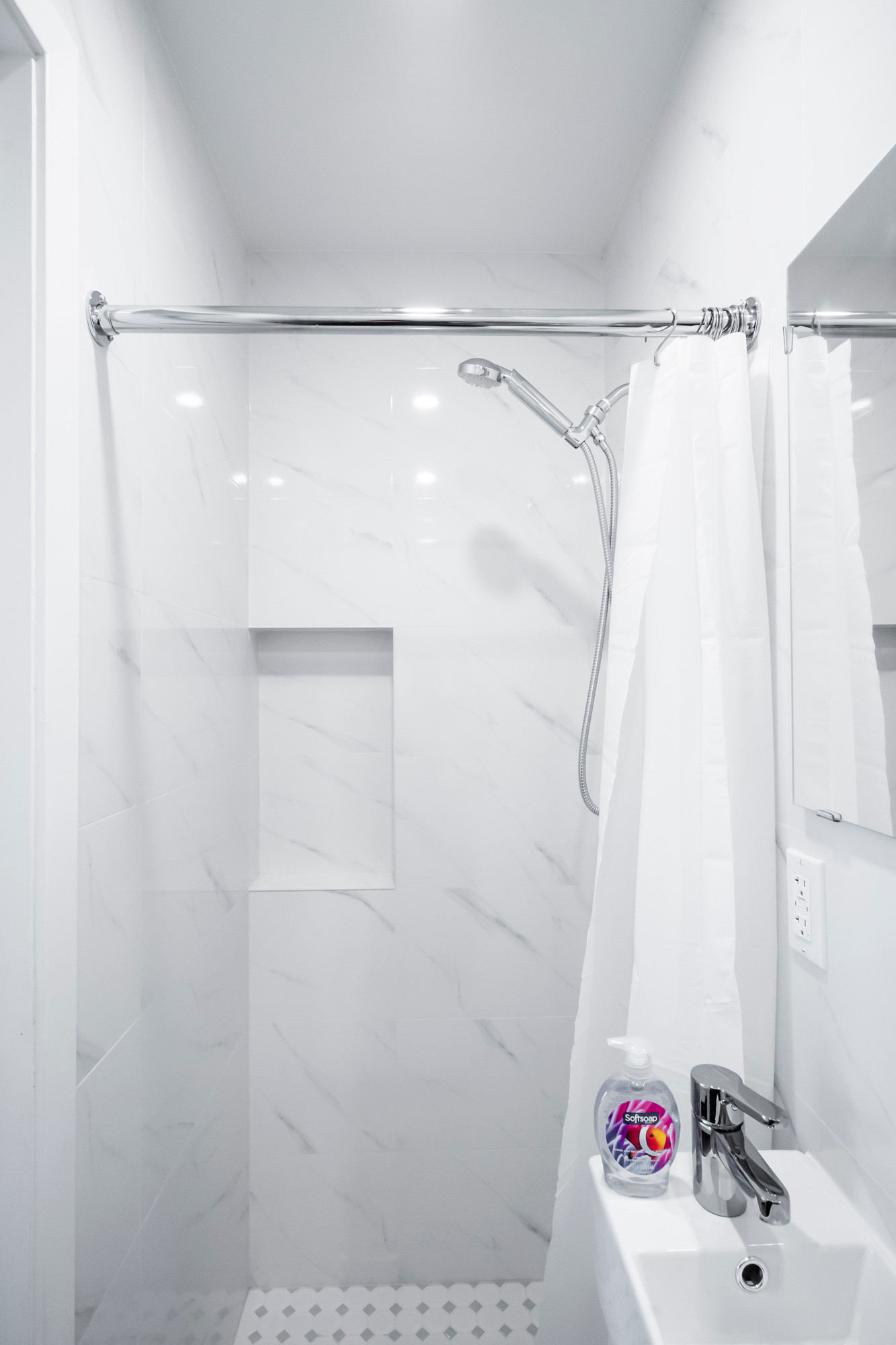 Brand New! Parking! Laundry! Beautiful Living! (B201) - Photo 11