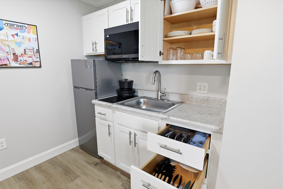 Bronson Hill West Accommodations - Photo 2
