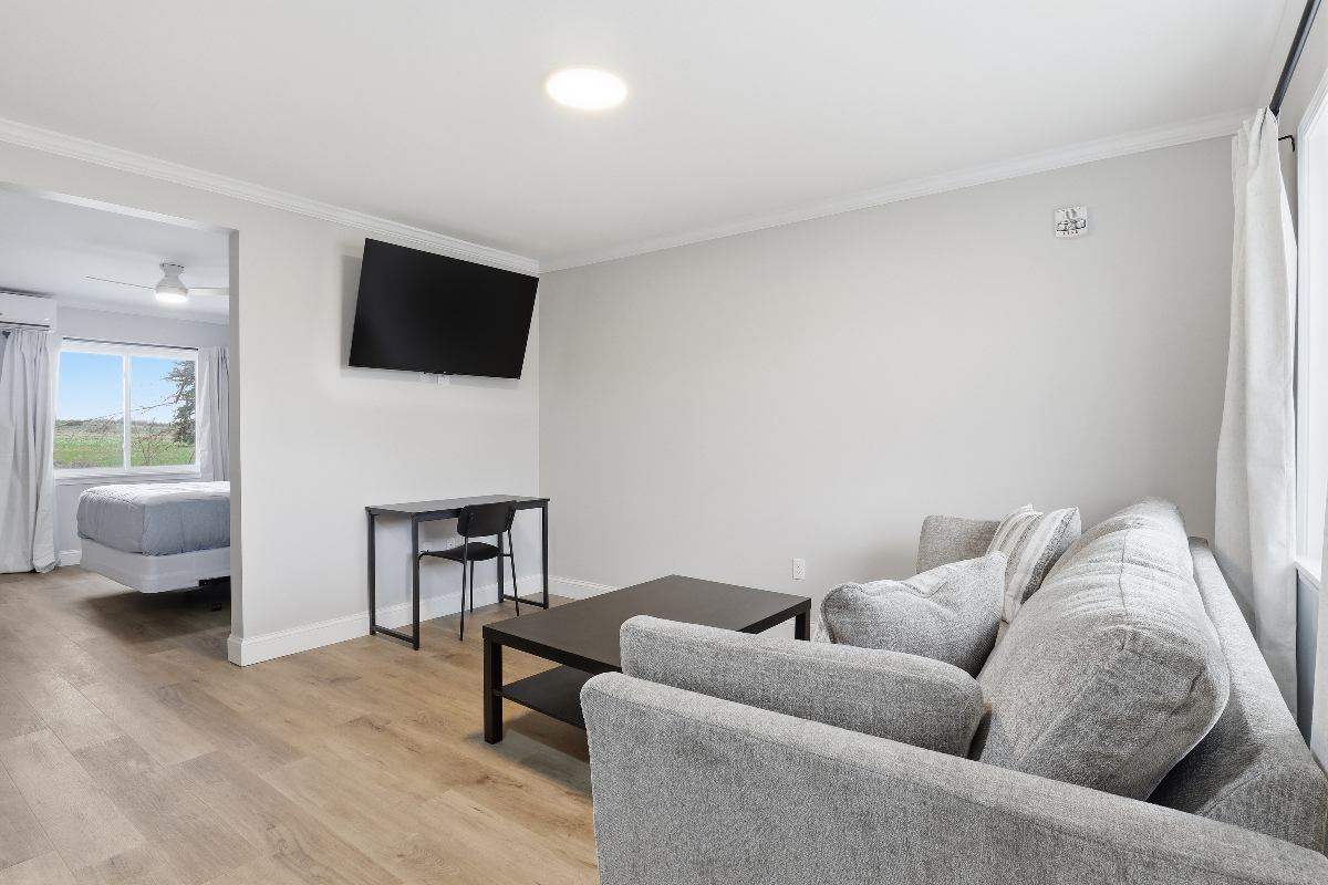 Bronson Hill West Accommodations - Photo 4