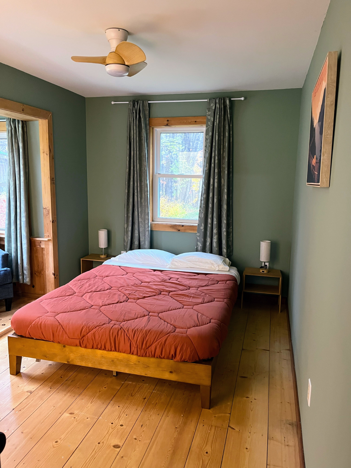 Cozy Huntington Home - Photo 4
