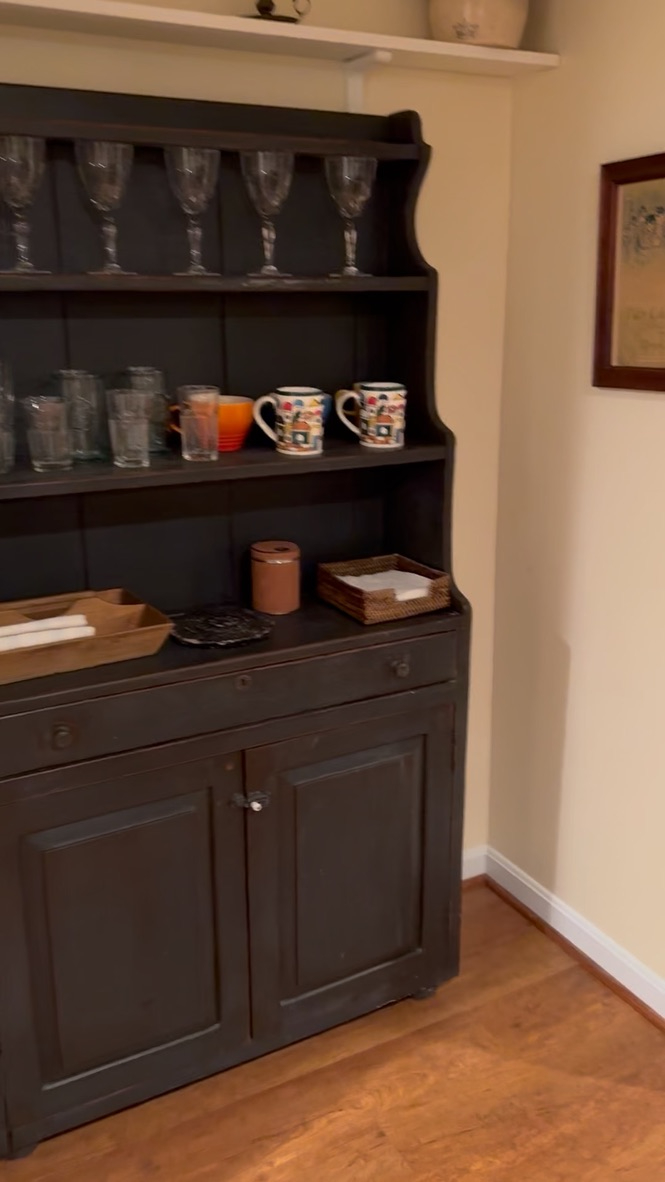 English Basement for Rent with parking in Georgetown/Burleith - Photo 4