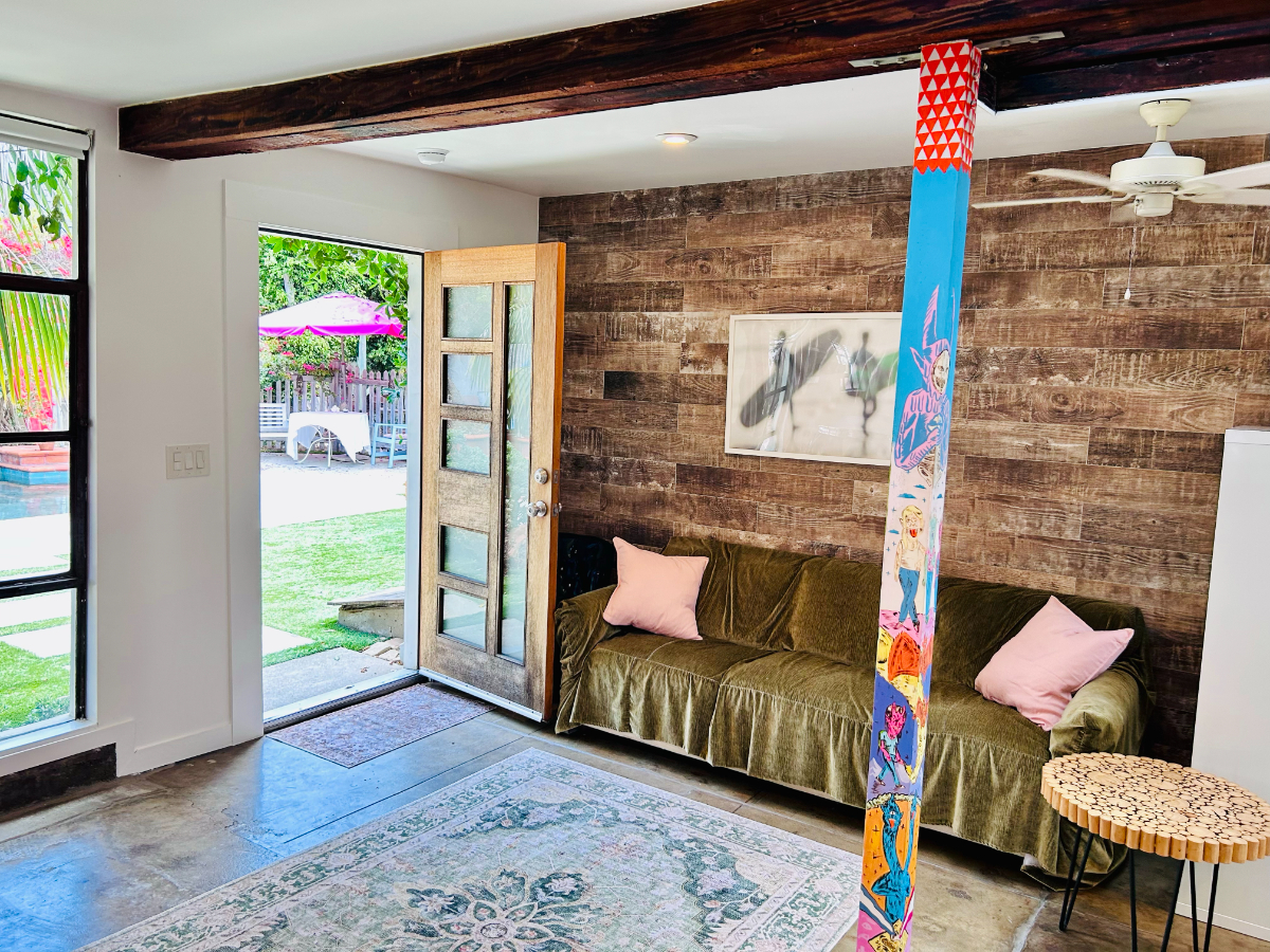 STUDIO IN BACKYARD - Photo 1