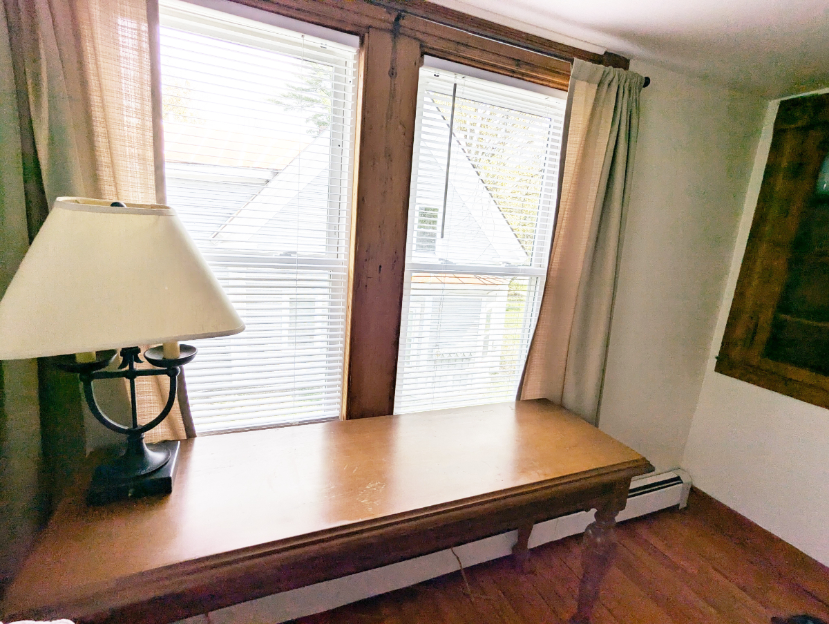Quaint, clean, quiet apartment unit 5 - Photo 8