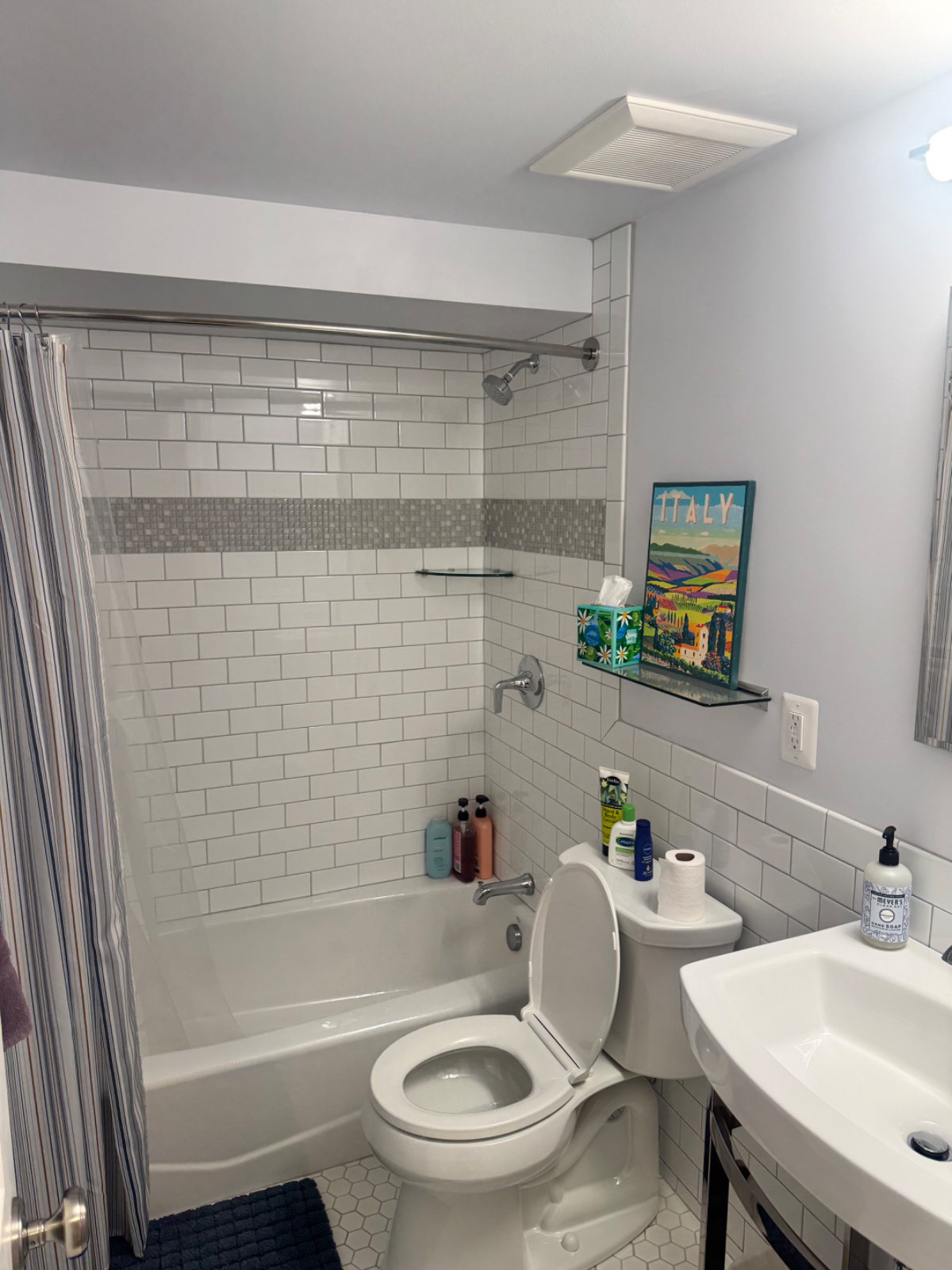 Private 1BR Garden Level Unit on DCs Most Iconic Block - Photo 9