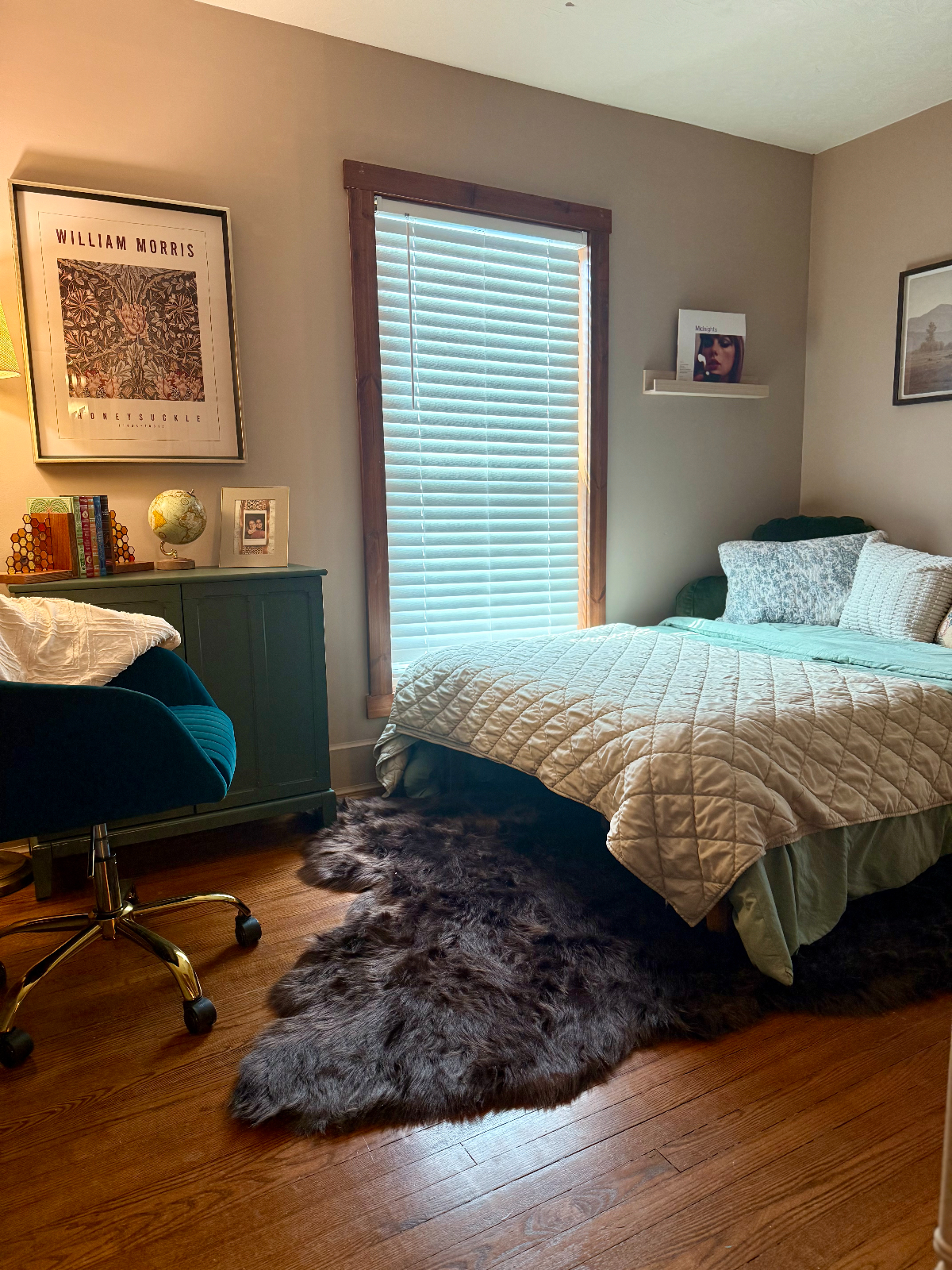 Spacious 4BR Home 1 Min to Hospital / Fully Furnished / Utilities Included / Ideal for Travel Nurses - Photo 4