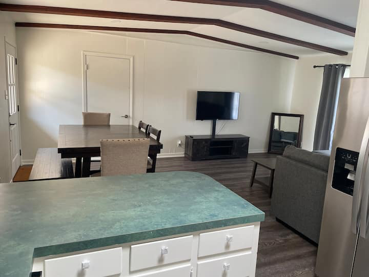 Spacious Home near Downtown - Photo 4