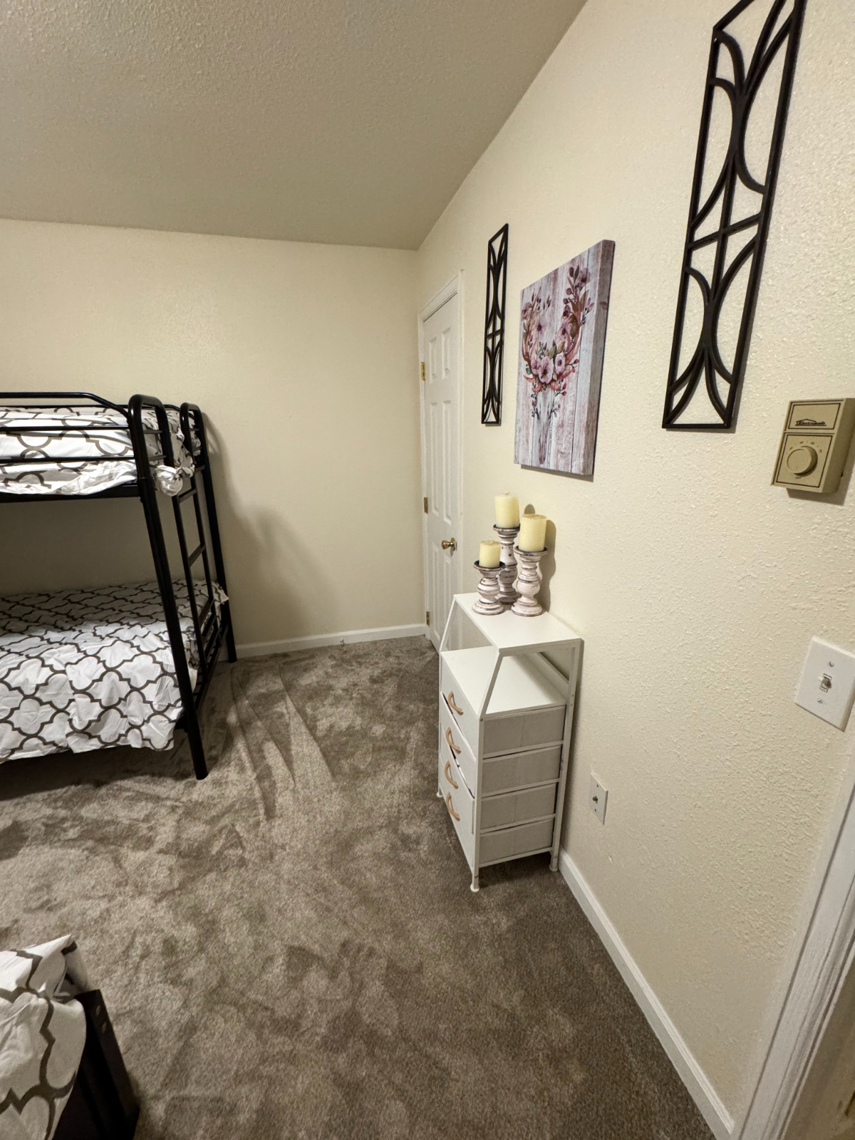 Peaceful 2BR with Backyard & Easy Access -UNIT B - Photo 7