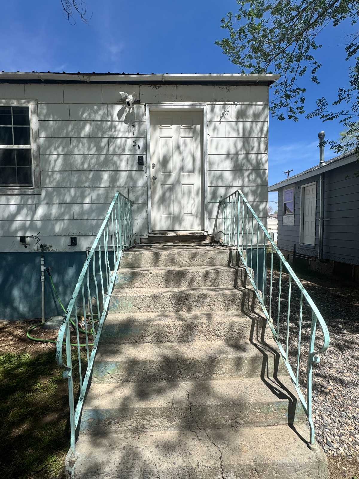 Peaceful 2BR with Backyard & Easy Access -UNIT B - Photo 2