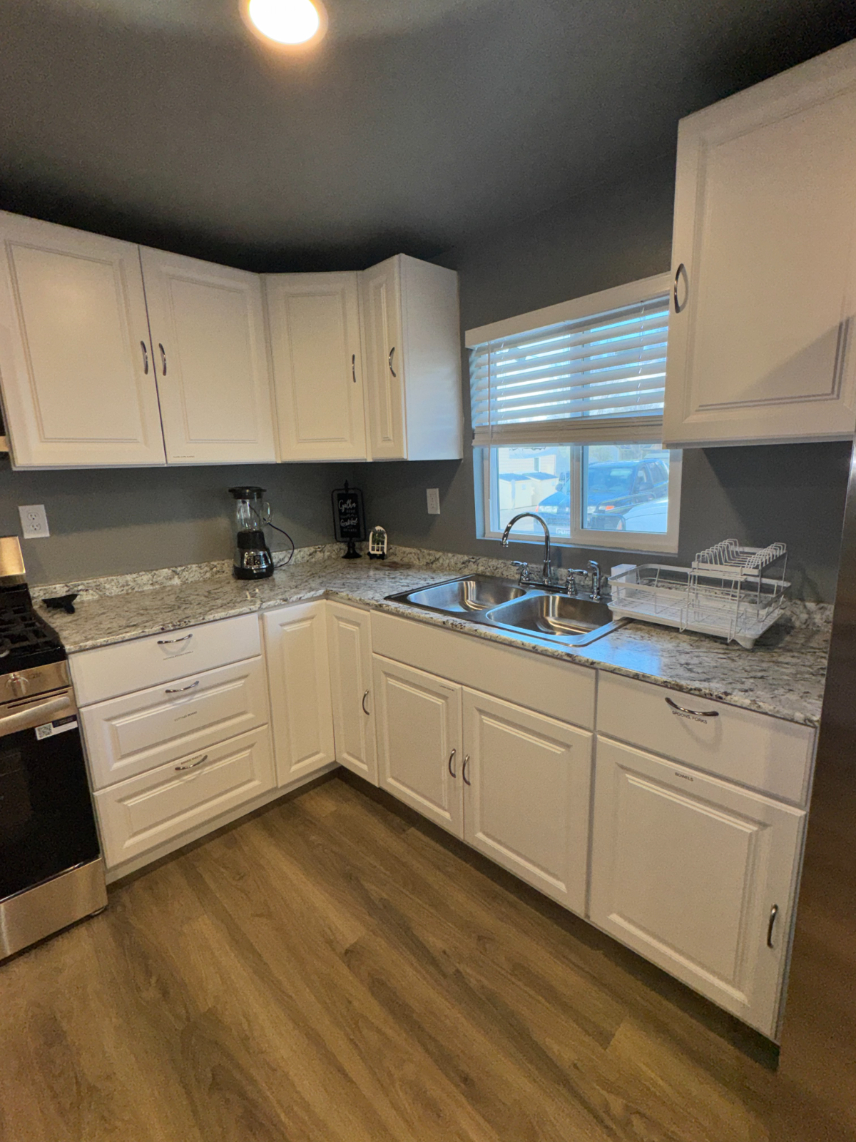Peaceful 2BR with Backyard & Easy Access -UNIT B - Photo 9