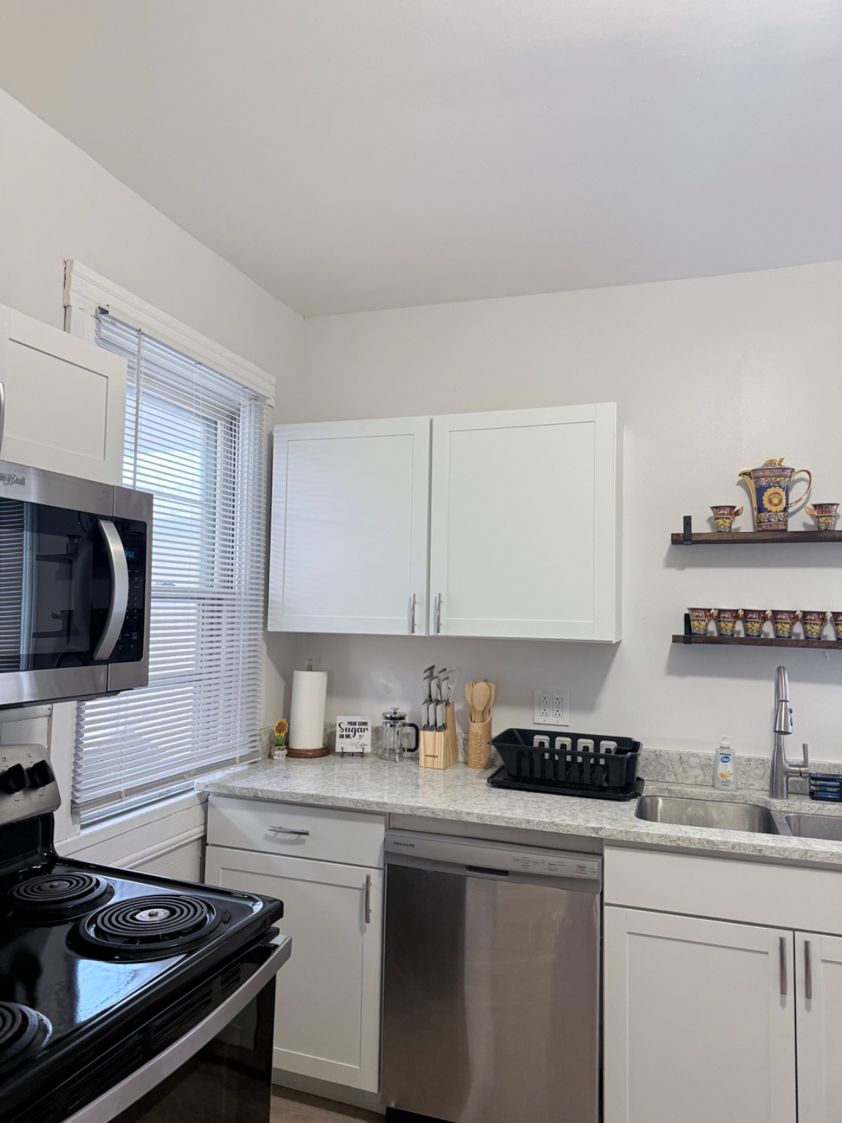 Spacious Four BR Near Univ of Rochester Medical Center & Rochester General Hospital  Fully Furnished - Photo 11