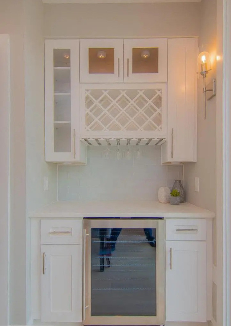 Modern, Spacious 4 Bed/3.5 Bath Rowhome in Heart of DC (incl. private in-law suite and off-street pa - Photo 6