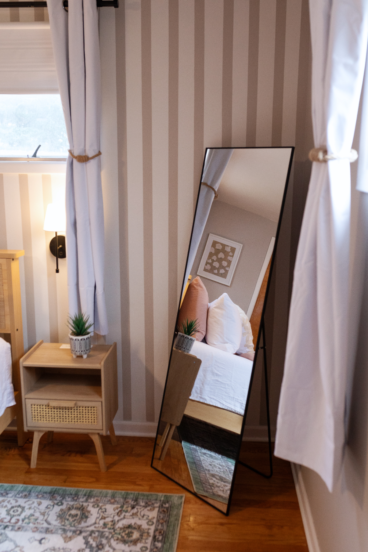 Charming Syracuse Eastwood Flat--Newly remodeled with MCM/BoHo Furnishings - Photo 3