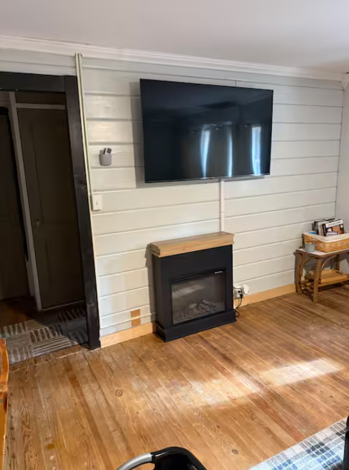 Relaxed Country Living with Modern Comforts and Backyard Amenities - Photo 2