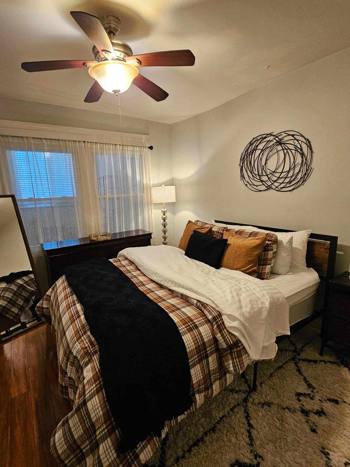 Furnished Apartment for Professionals 1.5BR Easy Access to Downtown and DC Hospital Consortium - Photo 4